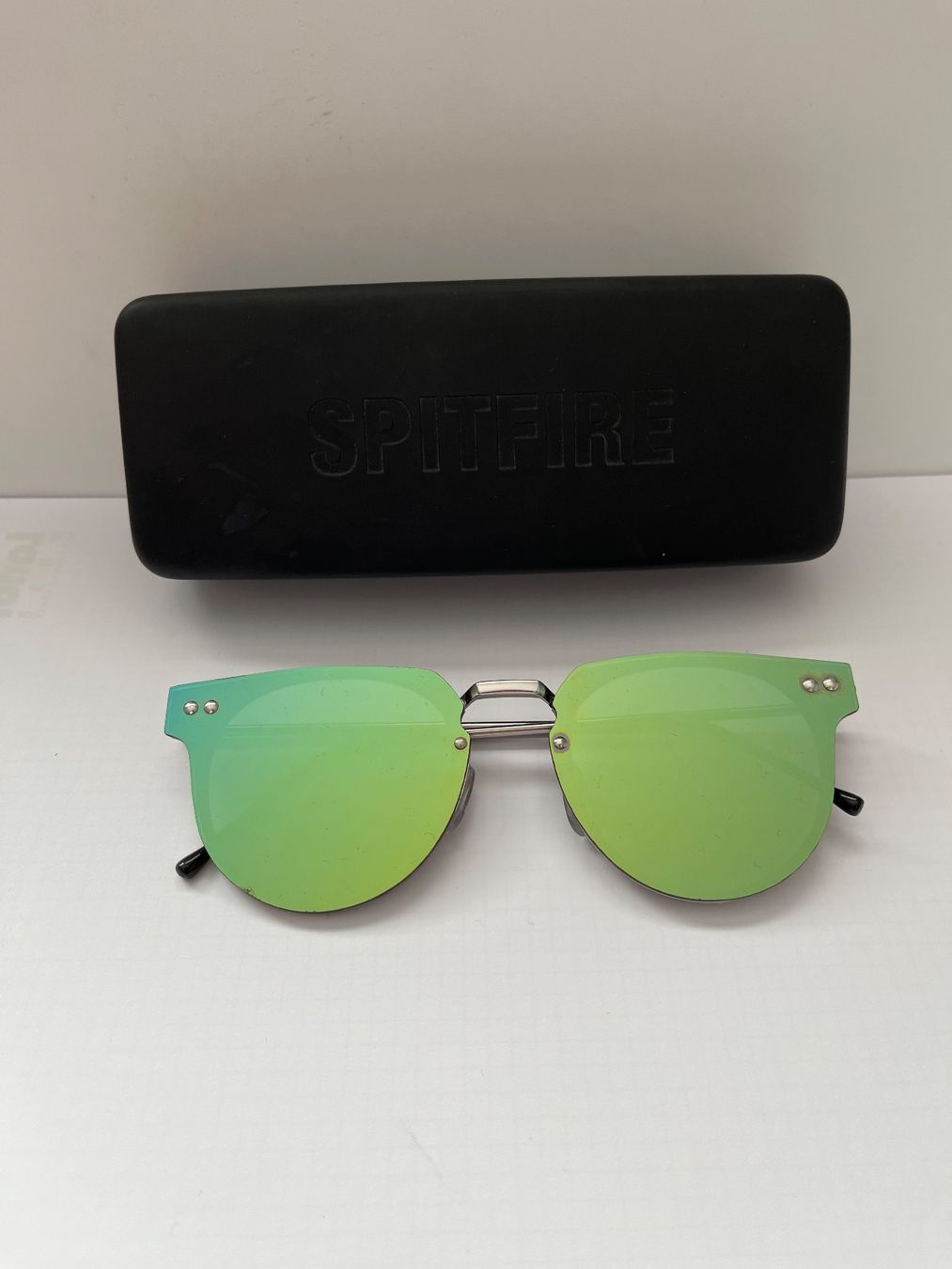 Lunettes & Verres: Sonnenbrille Spitfire – D'occasion à Bern par NoelW24