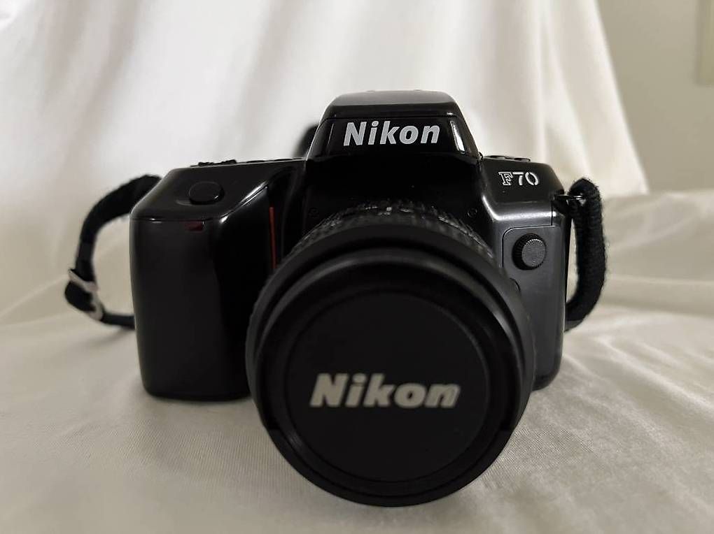 Fotocamera: Nikon F70 – Usato da Lully FR venduto da John82