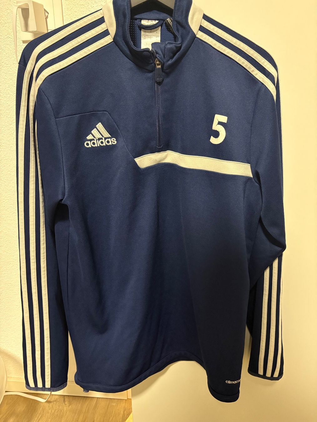 Adidas Maglioni & Felpe: ADIDAS TRAININGSPULLOVER GRÖSSE M – Usato da Matzingen venduto da dkl_6khr