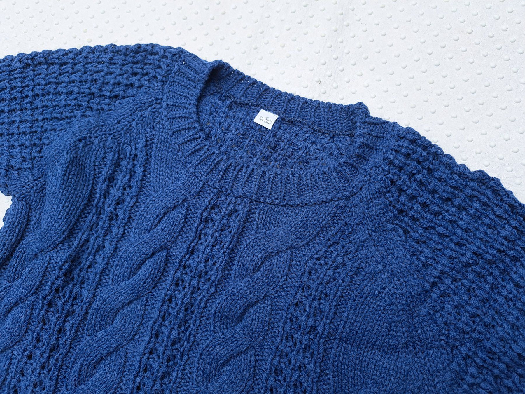 Pulls & Sweat-shirts: Schöner Blauer Strickpullover Gr. M Polyacryl – Défectueux à Gysenstein par joshuas81 2