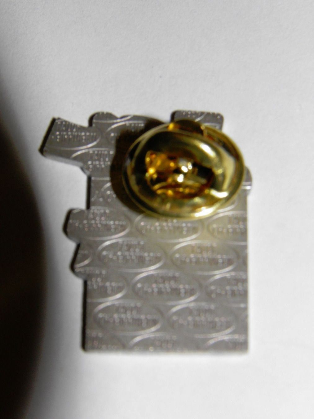 Placchette & Badge: Pin Suisse – Nuovo e nell'imballaggio originale da Oberembrach venduto da broussey14 1