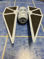 Star Wars - Hasbro TIE Striker Raumschiff