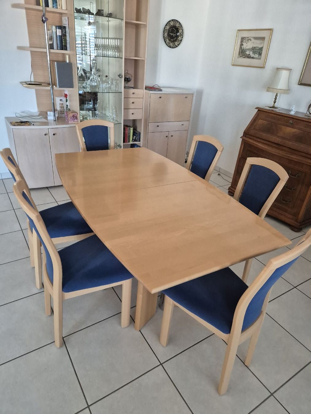 Set di tavolo e panche: Esstisch mit 6 Stühlen – Usato da Hinteregg venduto da Secondhand_Carmen 1