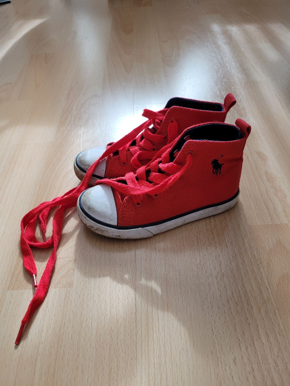 Ralph Lauren Schuhe für Jungen: Rote Polo Schuhe, Gr. 26.5 Ralph Lauren – Gebraucht aus Inwil von Flower2325