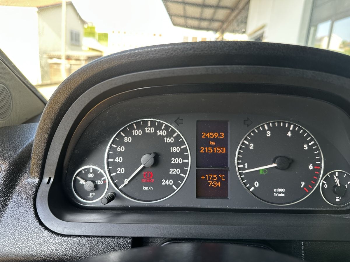 Mercedes-Benz Automobili: Mercedes-Benz A150 /MFK 01.2025 – Usato da Luzern venduto da Swiss-Garage 8