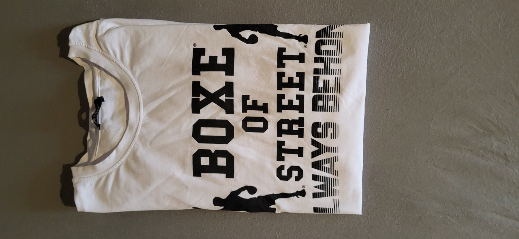 Maglioni & Felpe: Boxe of Street Pullover – Usato da Konolfingen venduto da Bio-suisse