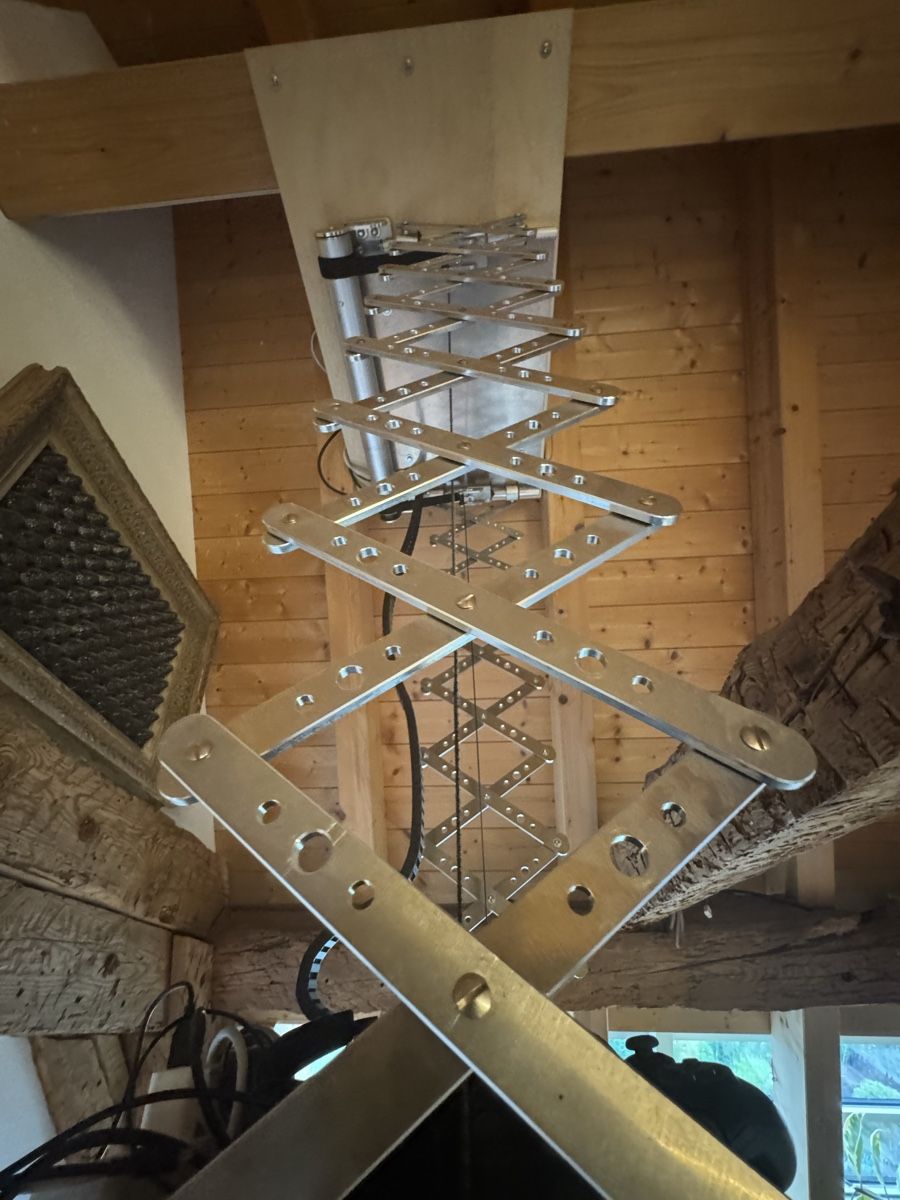Wandhalterungen: Elektrischer Deckenlift für Beamer – Gebraucht aus Oltingen von dackweiler 3