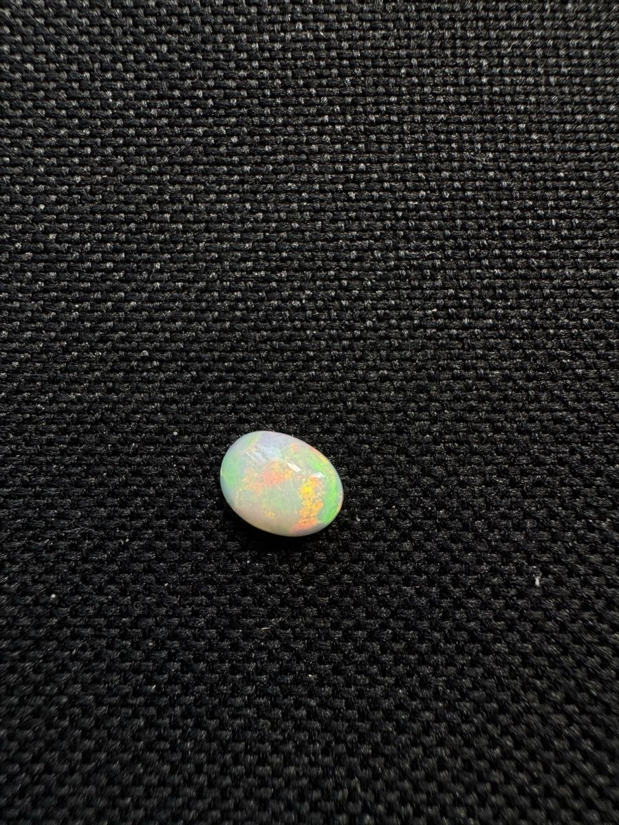 Edelsteine: Äthiopischer Opal 0.9 ct – Neu und originalverpackt aus Wängi von Horus90 1