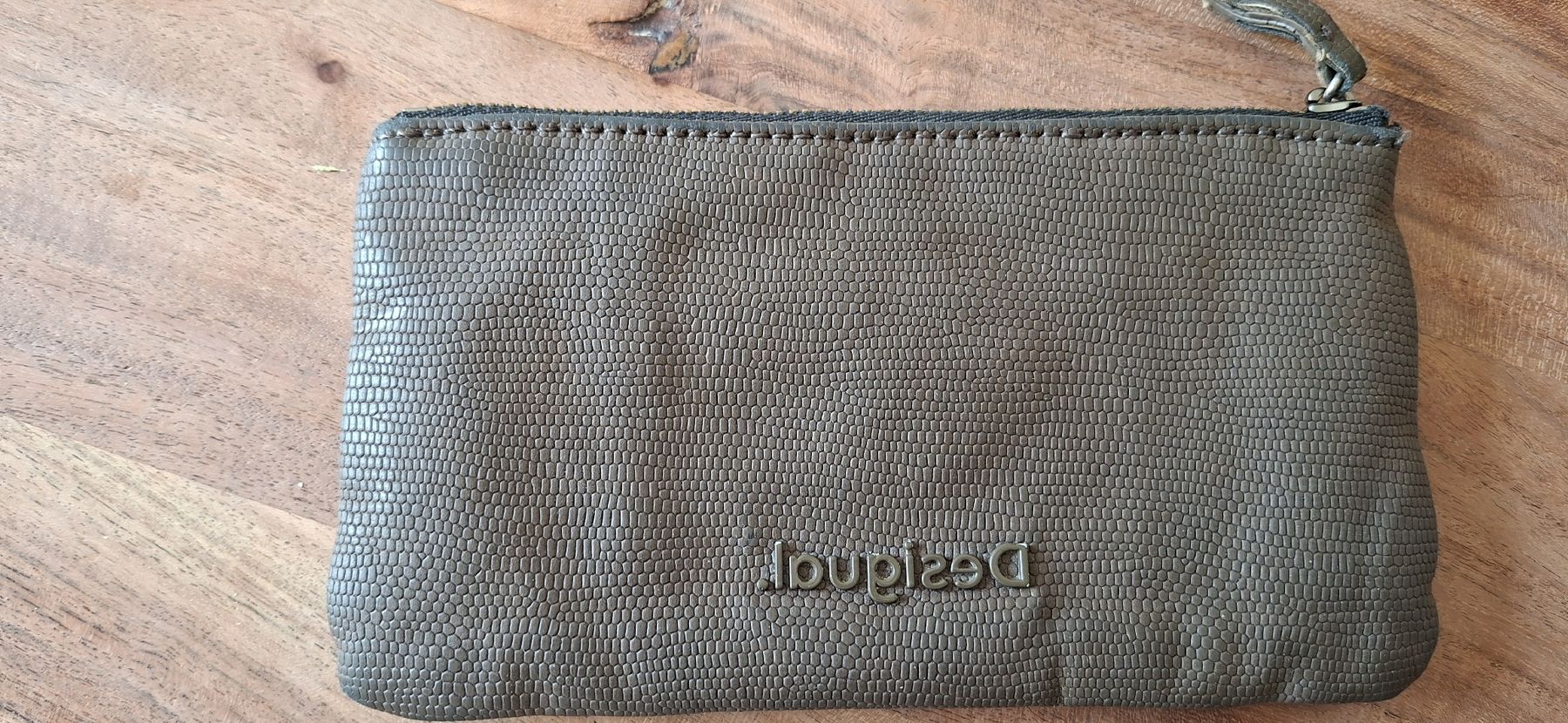 Desigual Portafogli: Desigual Brieftasche – Usato da Wangen an der Aare venduto da Ricardo_RuDa 1