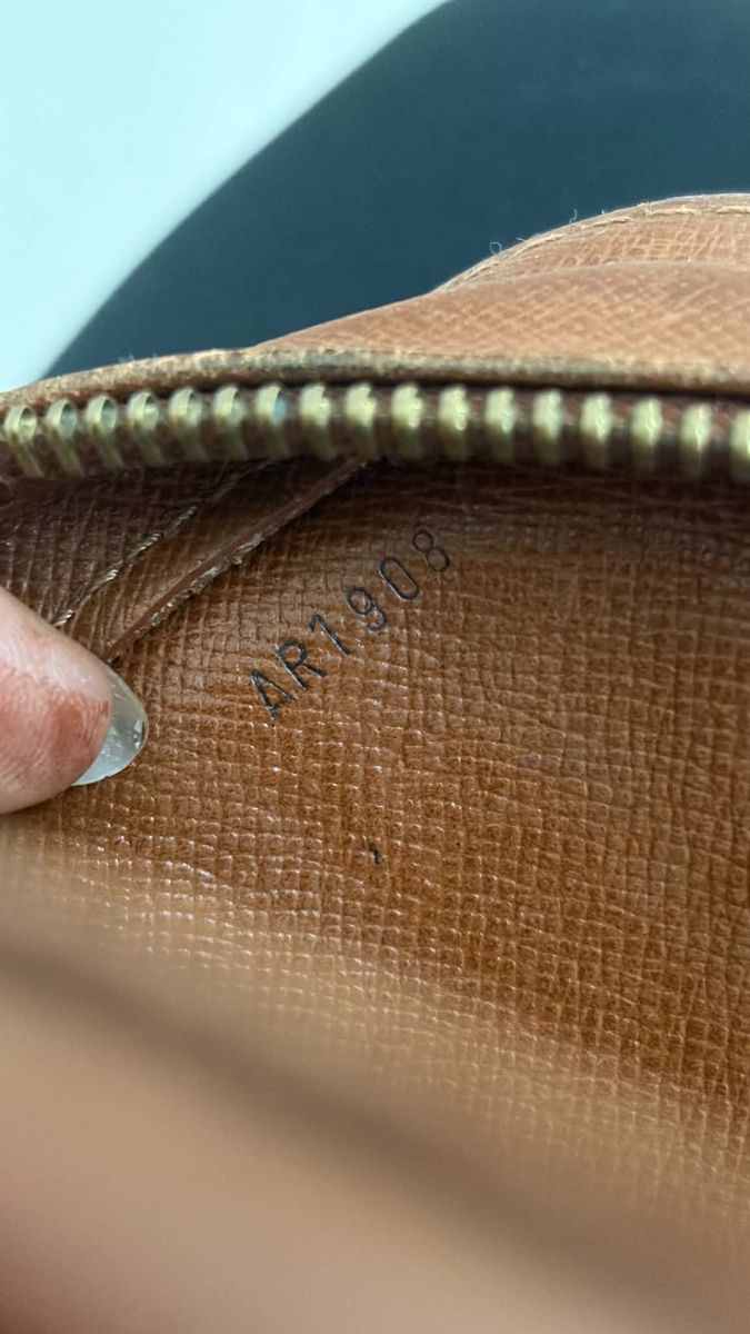 Louis Vuitton Taschen: Louis Vuitton Orsay Clutch Monogram Y1998 – Gebraucht aus Widnau von Pukpan_99 7