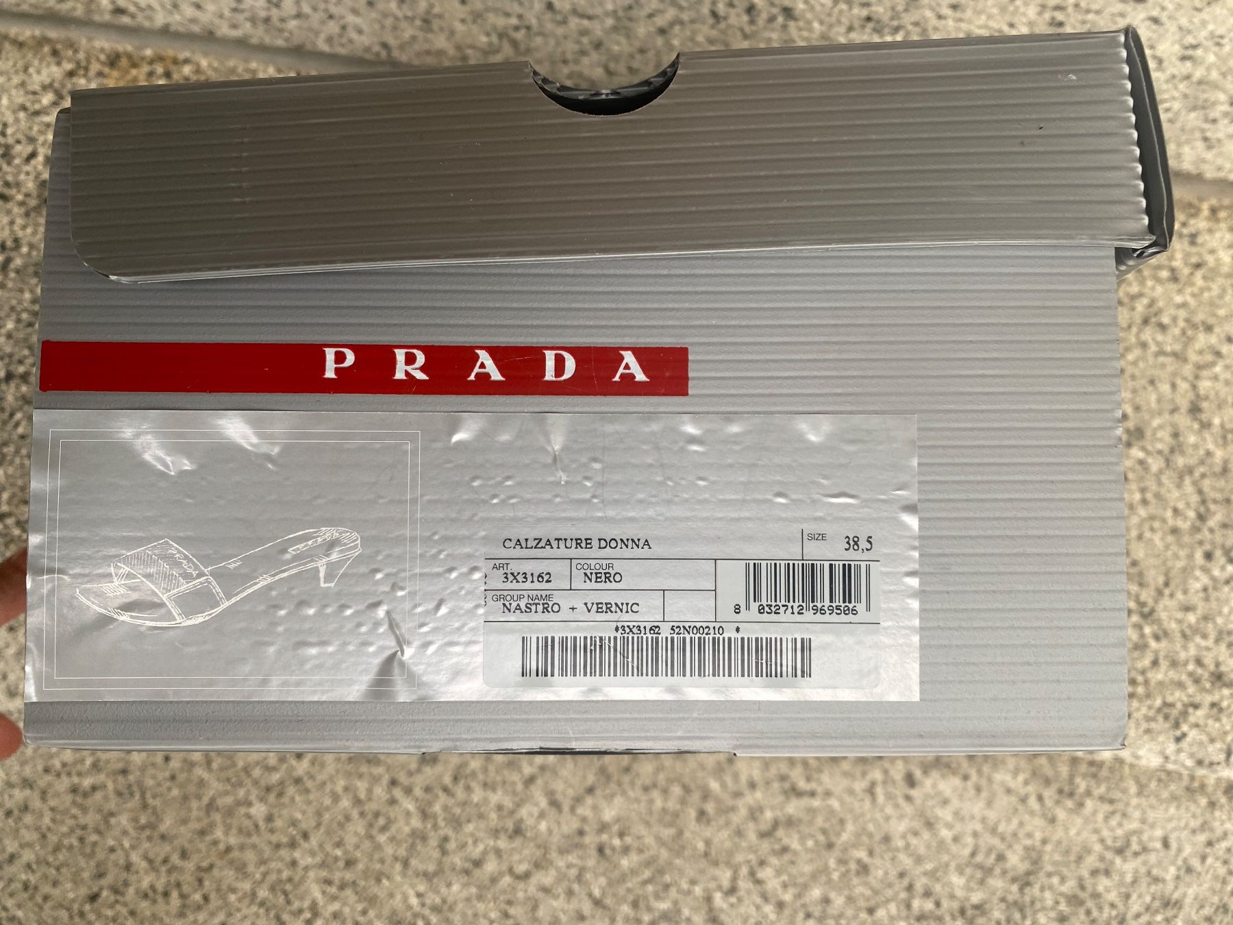Prada Scarpe da donna: PRADA Sandalen schwarz Grösse 38.5 neuwertig – Nuovo (secondo la descrizione) da Zürich venduto da JDB_Vintage 4