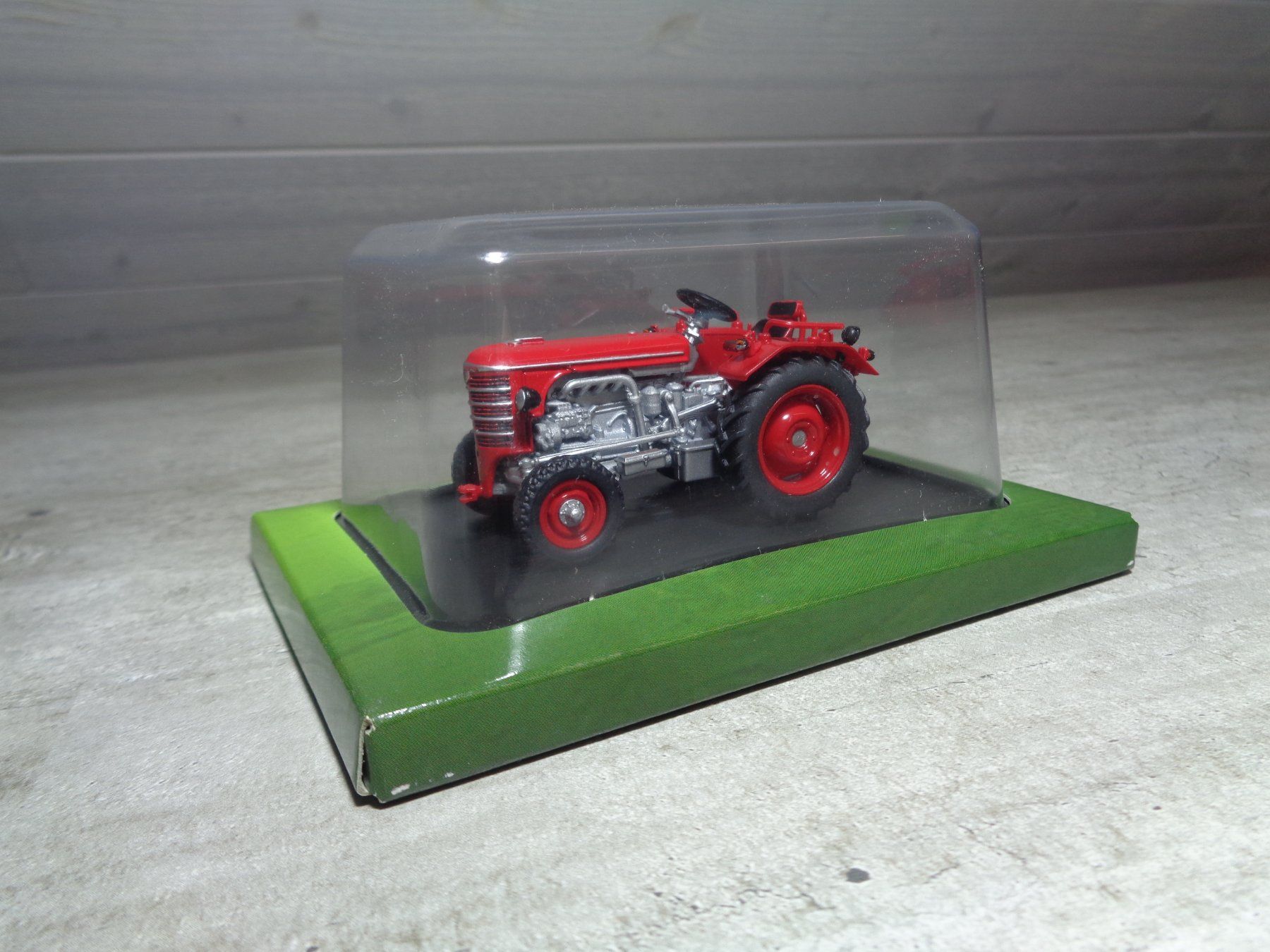 Hachette 1:43 Tracteur Hürlimann D70 1962 (Neu und originalverpackt) in ...