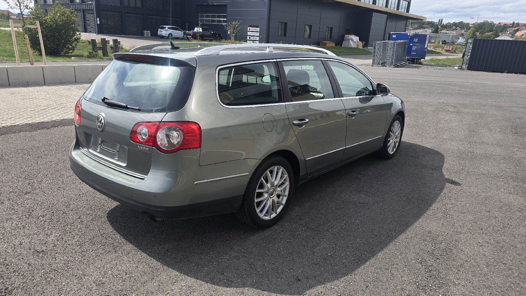 VW Automobili: Vw Passat Variant 3.2 V6 FSI 4Motion DSG – Usato da Corcelles-Payerne venduto da TomyBoat 2