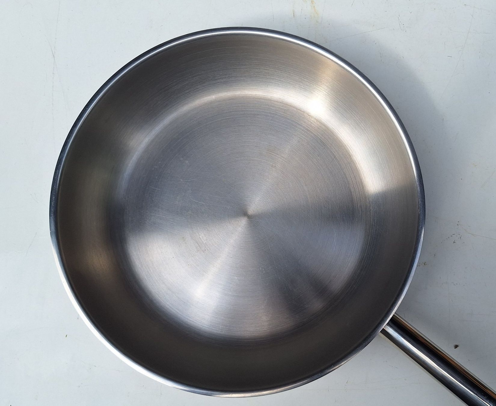 Elo Pfannen: Grosse Bratpfanne Edelstahl Durchmesser 29cm – Gebraucht aus Weinfelden von JoeBaer 1