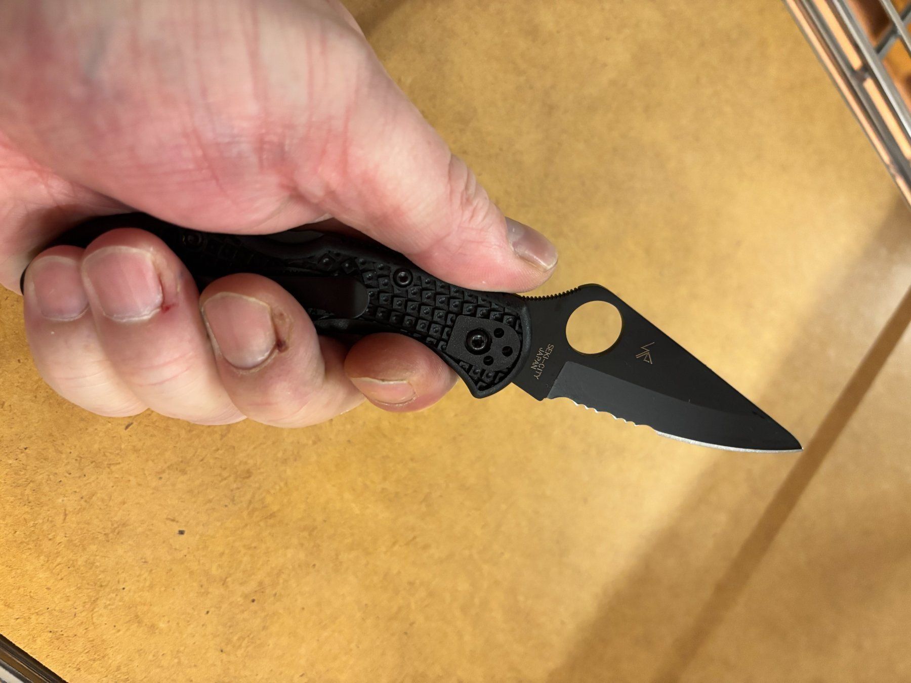 Spyderco Accessoires: Spyderco Delica 4 Lightweight Schwarz – Neuf avec emballage d'origine à Balsthal par allmedba 3