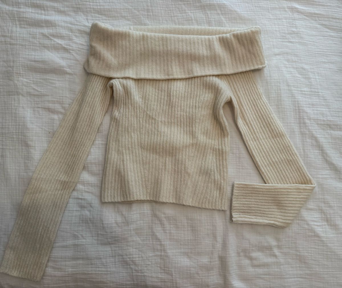 H&M Pulls & Sweat-shirts:  Pullover H&M Off-Shoulder Gr. XS – D'occasion à Aarau par beckywhite