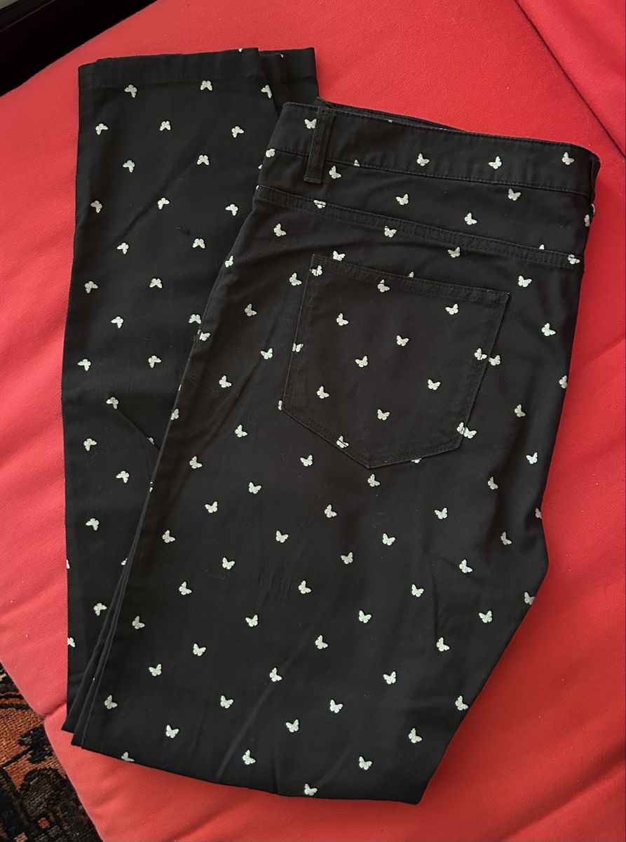 Pantaloni: OVS Blue Butterfly Print Panta – Usato da Genève venduto da mar_f82s