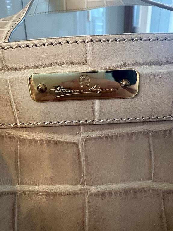 Borse da donna: Aigner Tasche – Usato da Derendingen venduto da per_gwh9 1