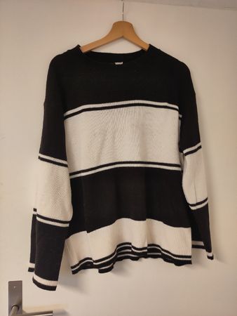 Pullover schwarz weiss gestreift Grösse L guter Zustand