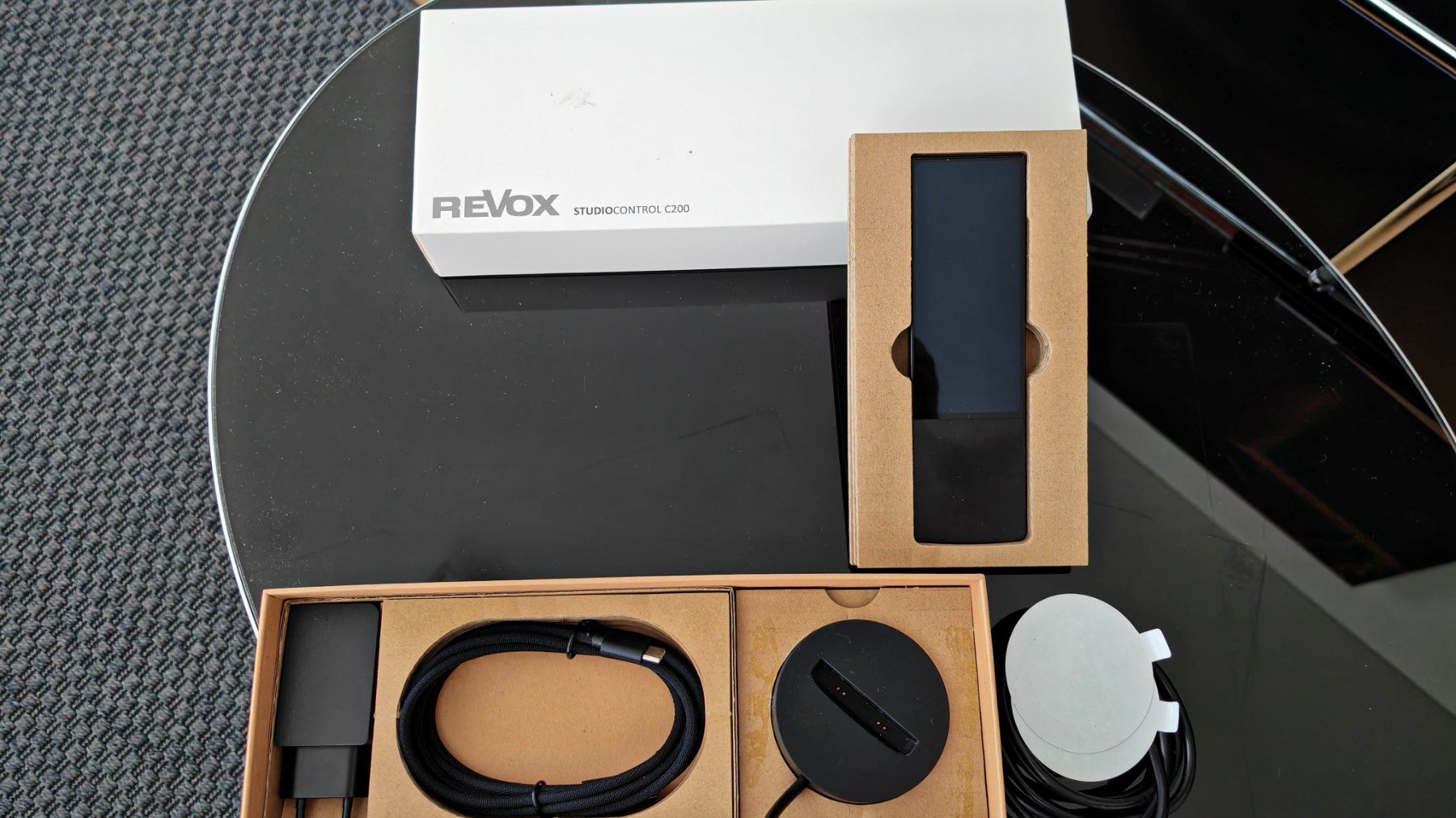 Telecomandi: Revox C200 Tablet/Fernbedienung etc. – Usato da Niederrohrdorf venduto da ursgut-vinyl 1