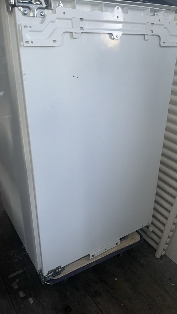 Réfrigérateurs: Kühlschrank  – D'occasion à Wolfertswil par Rebrohkatze 1