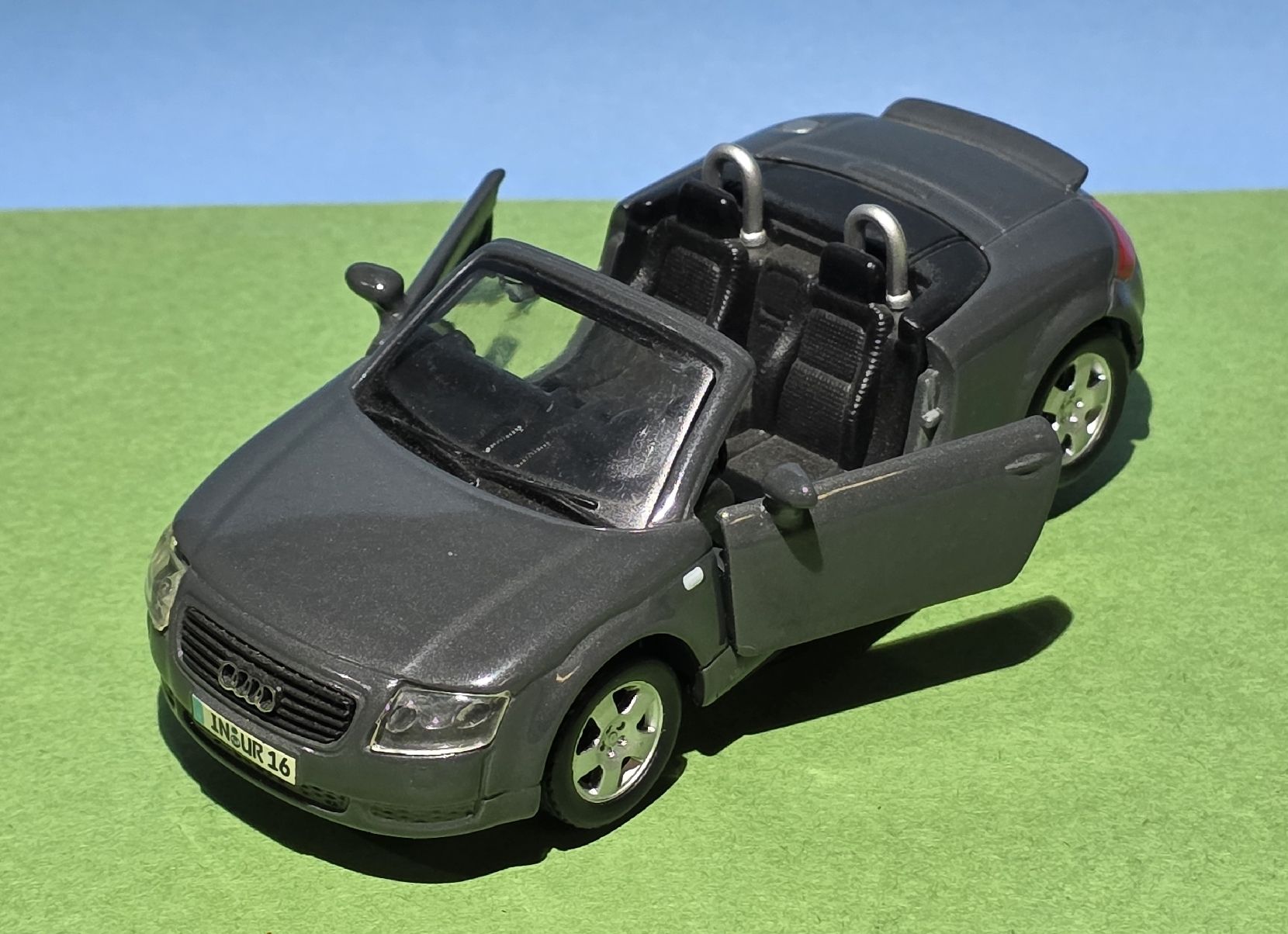 Modellini d'auto: 1:43 Modellautos Audi Citroën – Usato da Burgdorf venduto da MIDICLORIAN 5