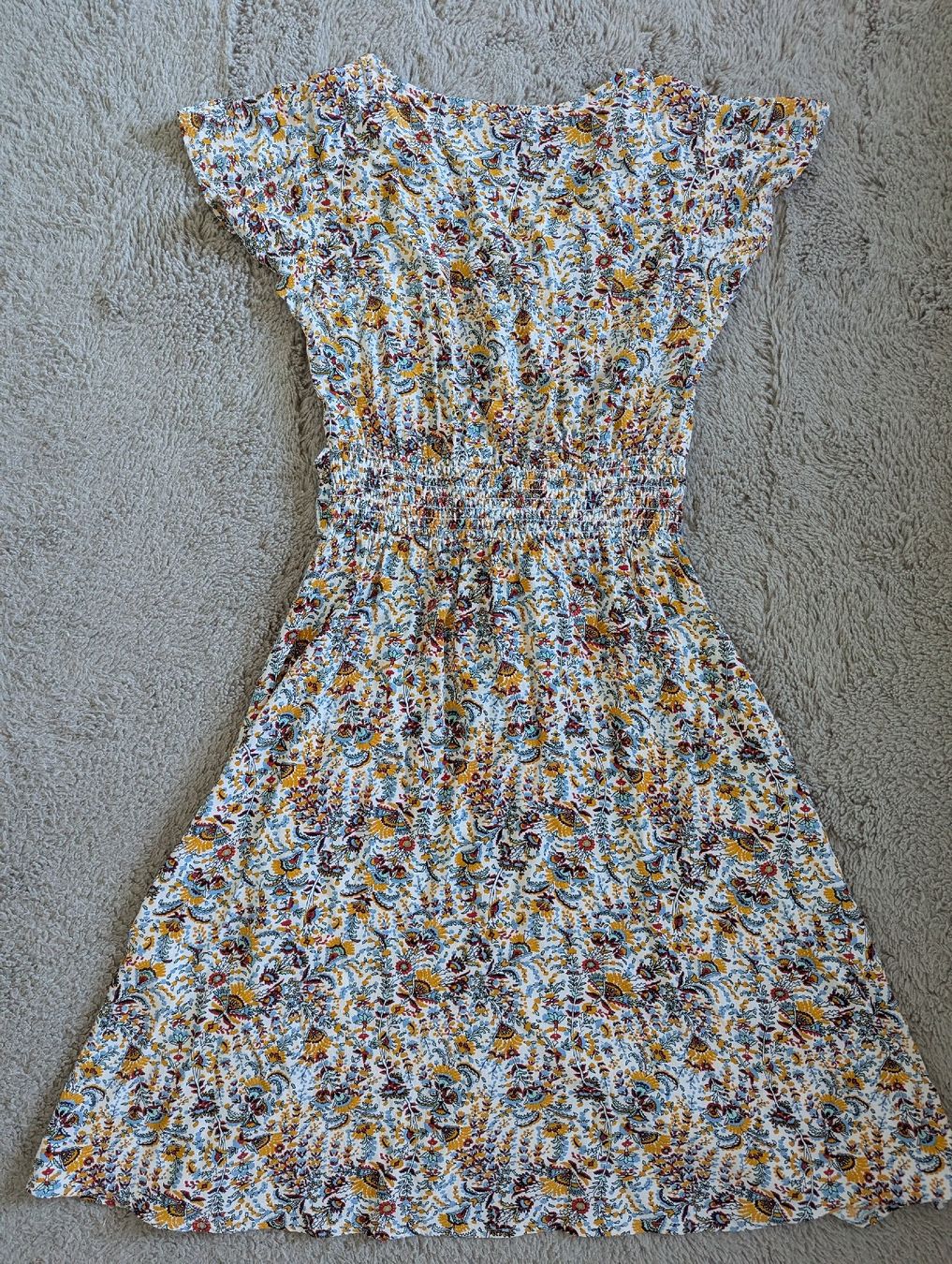 Caroll Vestiti: robe caroll 36 – Nuovo (secondo la descrizione) da Montreux venduto da dem_gyt9 3