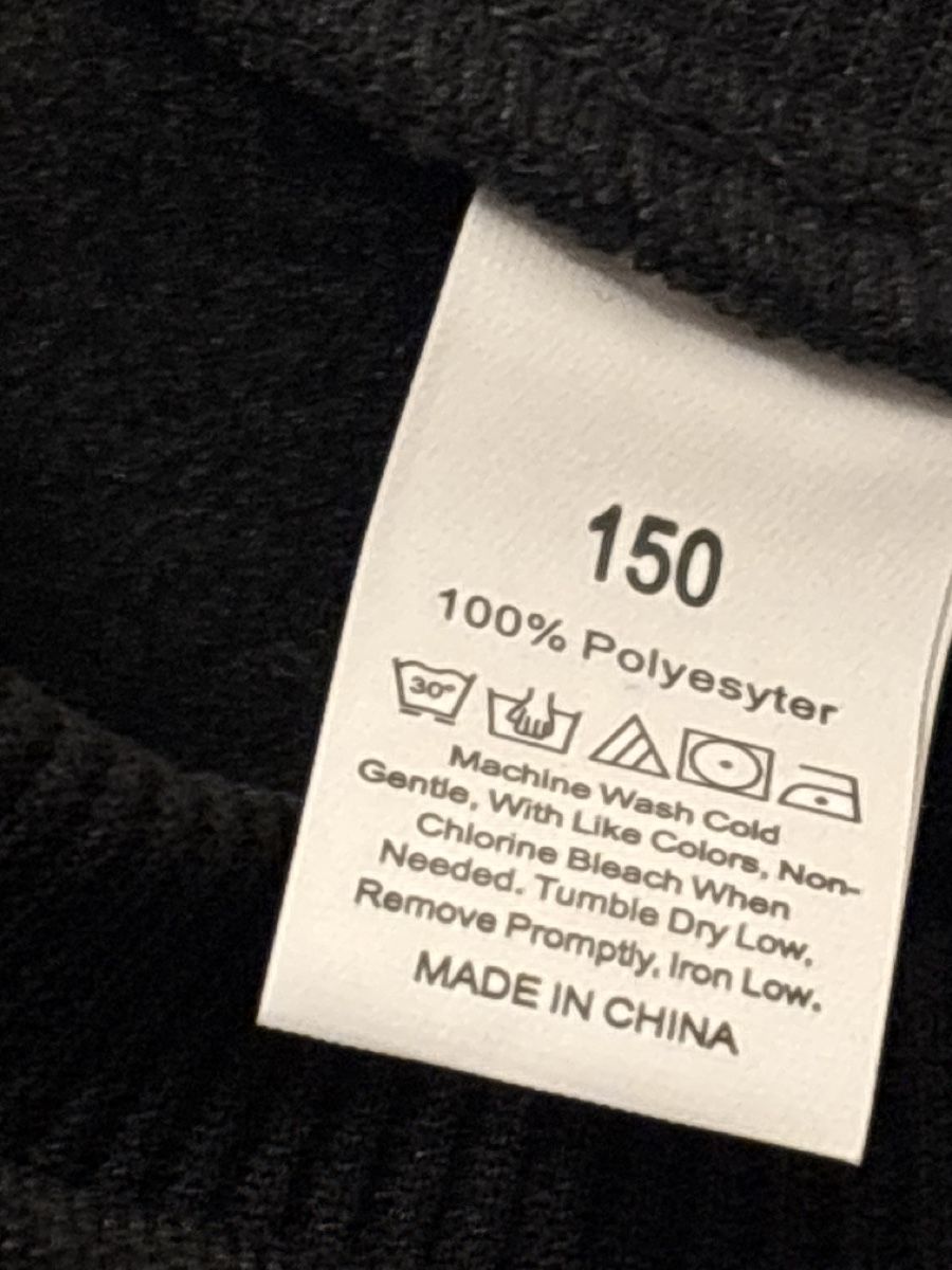 Maglioni & Felpe: Pullover Kinder Grösse 150 Six Seven 67 – Usato da Zürich venduto da engebrunau 2