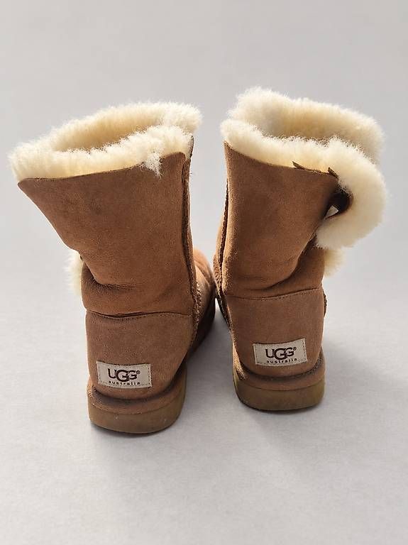 Damenschuhe: UGG Bailey Button Boots, braun, Grösse 37 – Gebraucht aus Eggersriet von gsc_w7lk 3