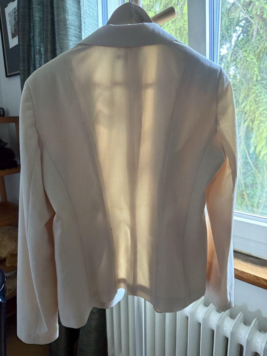 Sisley Giacche: Sisley Beige Blazer – Usato da Zürich venduto da JosieS 1