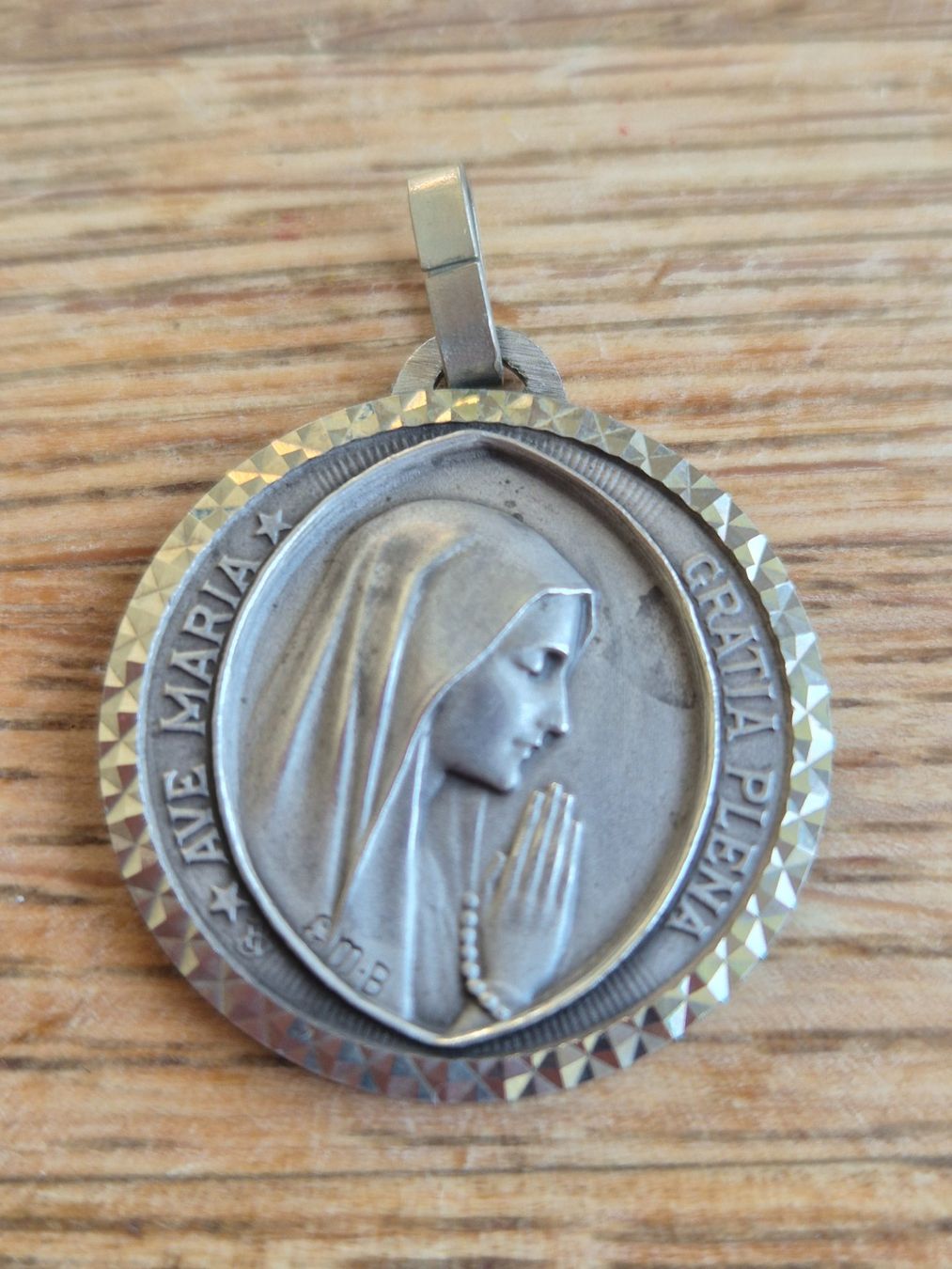 Ciondoli: Anhänger Mutter Gottes Lourdes – Usato da Kriens venduto da honig01