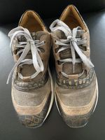 Sneaker