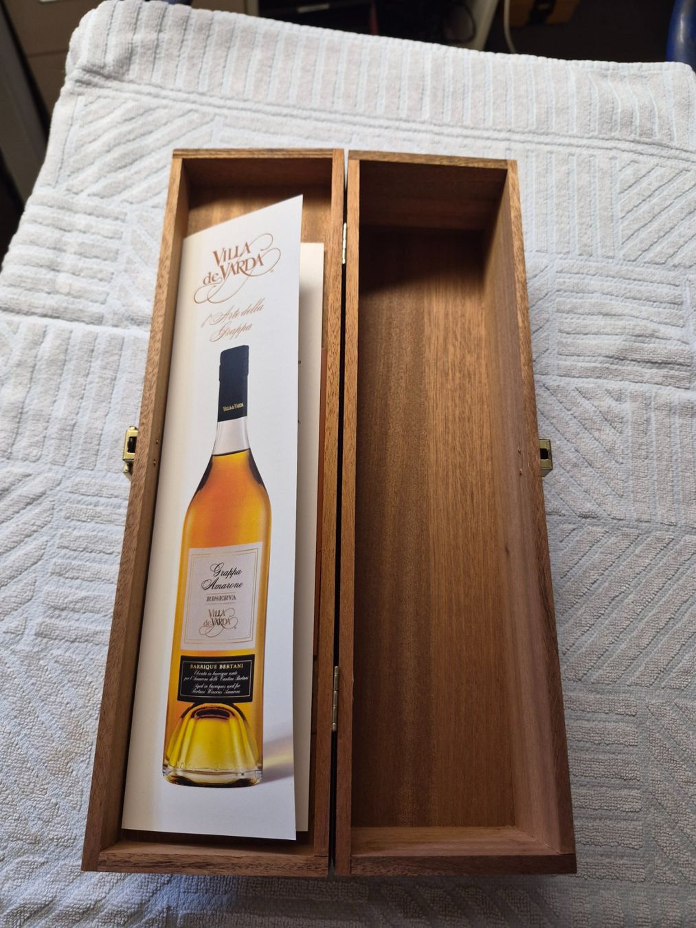 Casse di trasporto: Schöne Holzbox "Gran Cru" Villa de Varda – Usato da Münchenstein venduto da tsp01 2