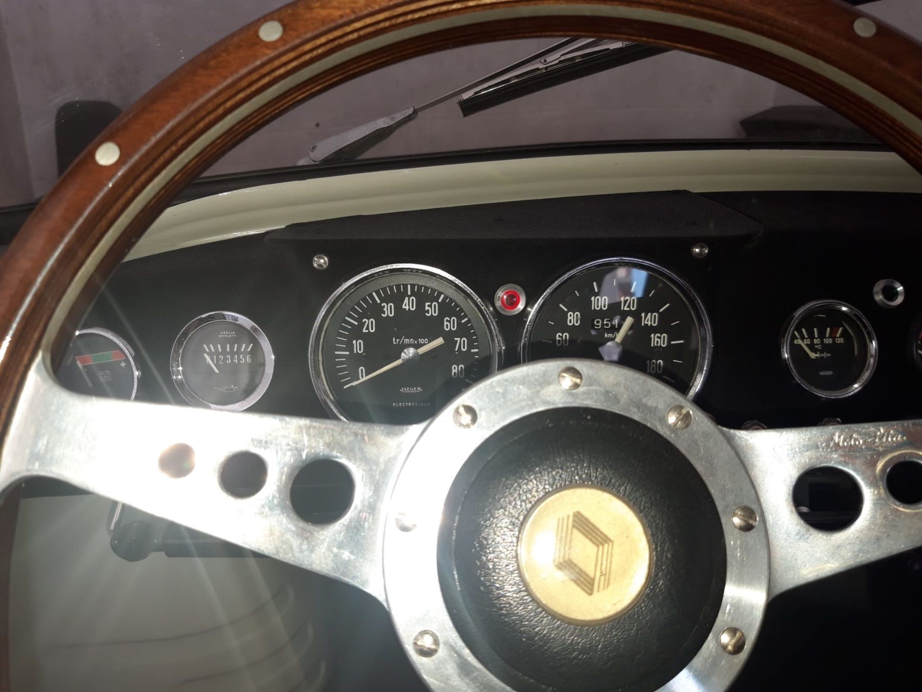 Renault Autos: Renault Dauphine Proto – Gebraucht aus Erstfeld von Peach78 6