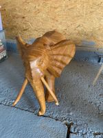 Holzfigur Elefant und Nashorn Dekorationsobjekte.
