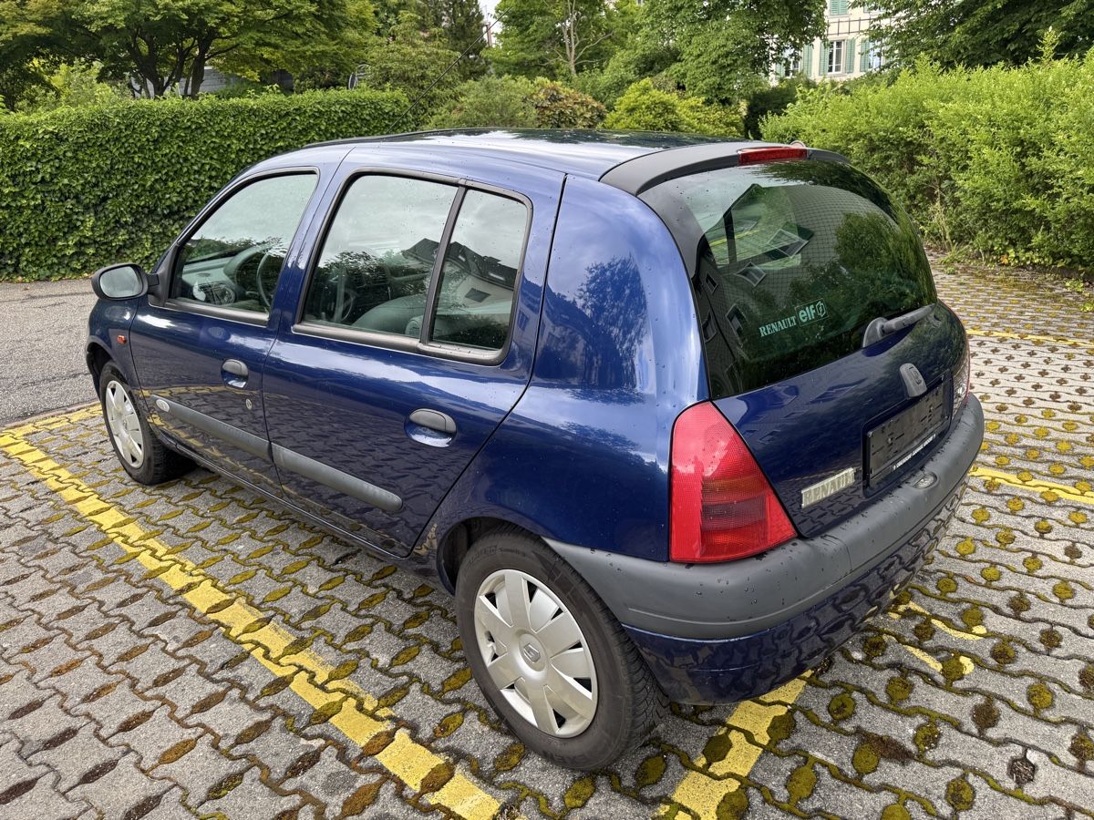Renault Automobili: Renault Clio Initiale ab 1.- 🔥 – Usato da Oberrieden venduto da Qelaj90 3