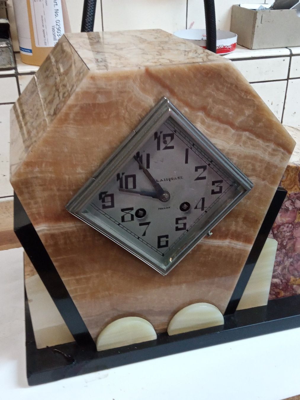 Orologi da terra & Orologi da parete: Art Deco Kamin Uhr mit Pariser Werk – Usato da Zürich venduto da edi_c2m6 3