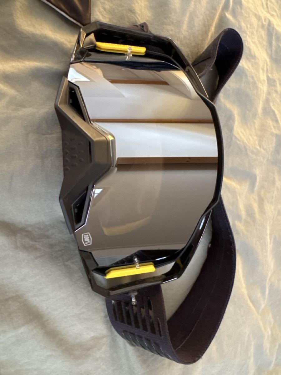 Brillen & Gläser: 100% Racing Goggles Mirror Lens – Gebraucht aus Mettmenstetten von walter0241 1