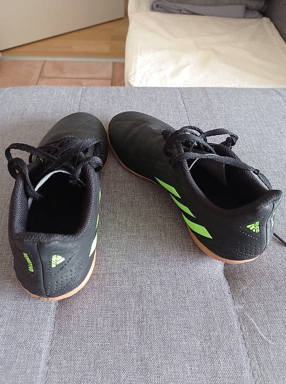 Scarpe da uomo: Baskets Adidas Deportivo  – Usato da Daillens venduto da Virginie1306