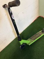 Tretroller MADD GEAR Rookie Grüne Farbe Benutzt