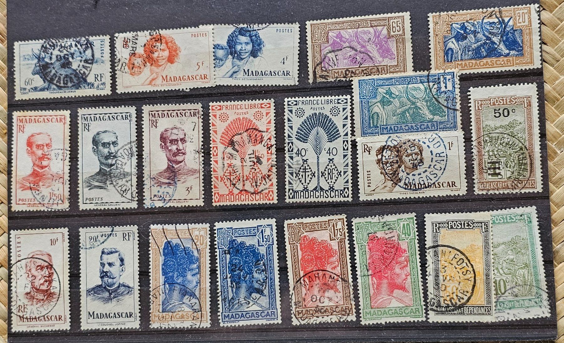 Alle Briefmarken: Colonies françaises - MADAGASCAR – Gebraucht aus Les Valettes von Nuba1