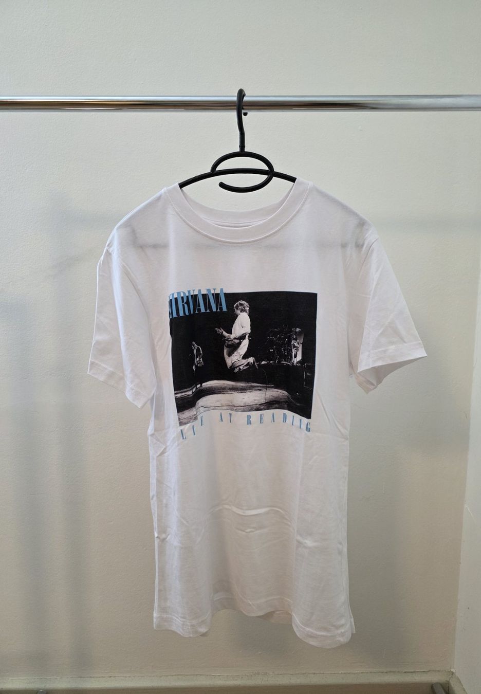 T-shirt: T-Shirt Nirvana – Nuovo (secondo la descrizione) da Rothenfluh venduto da sel_j856