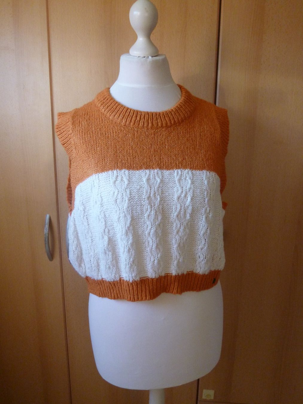 Maglioni & Felpe: NOISY MAY Pullover Strickpullover Pullunder kurz Gr. S GILET – Usato da Dättlikon venduto da Mamakuga 2