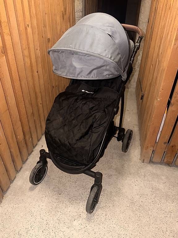 Carrozzine: Poussette Bébé Confort et Housse dhiver – Usato da Genève venduto da Soum13 2