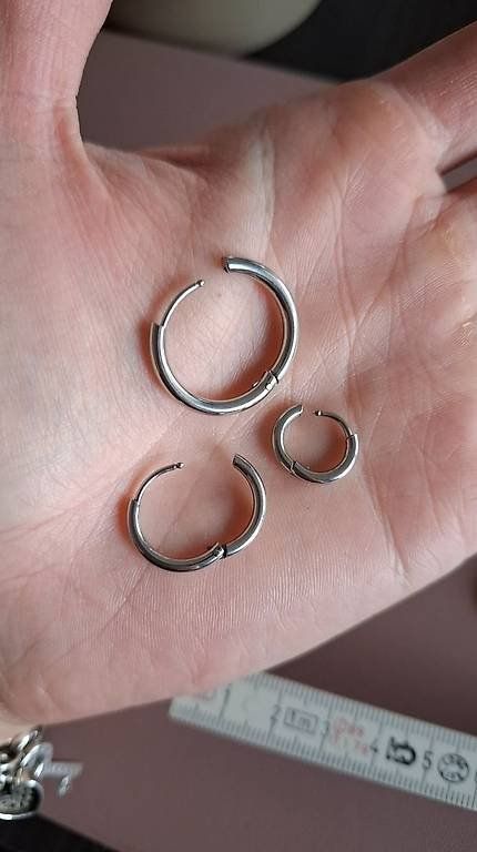 Ohrringe & -stecker: Icrush Edelstahl Creolen Set - silber – Neu und originalverpackt aus Rickenbach b. Wil von Kth_v8 1