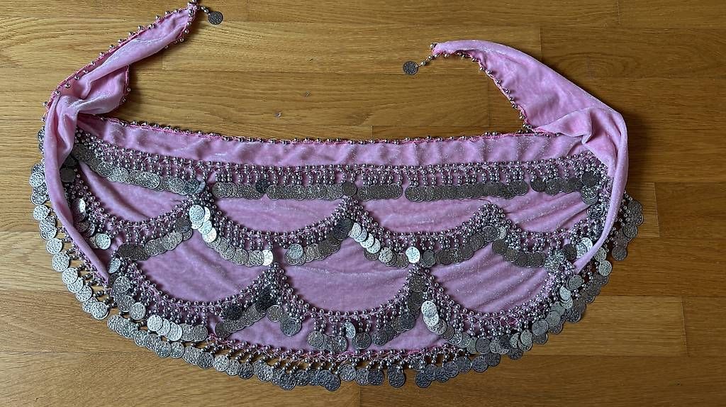 Foulards, Tücher & Schals: Belly dance Hufttuch pink – Gebraucht aus Baden von Chrisenft
