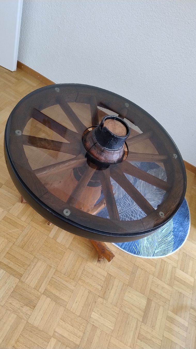 Tavoli: Table de salon – Usato da develier venduto da Gcz4 1