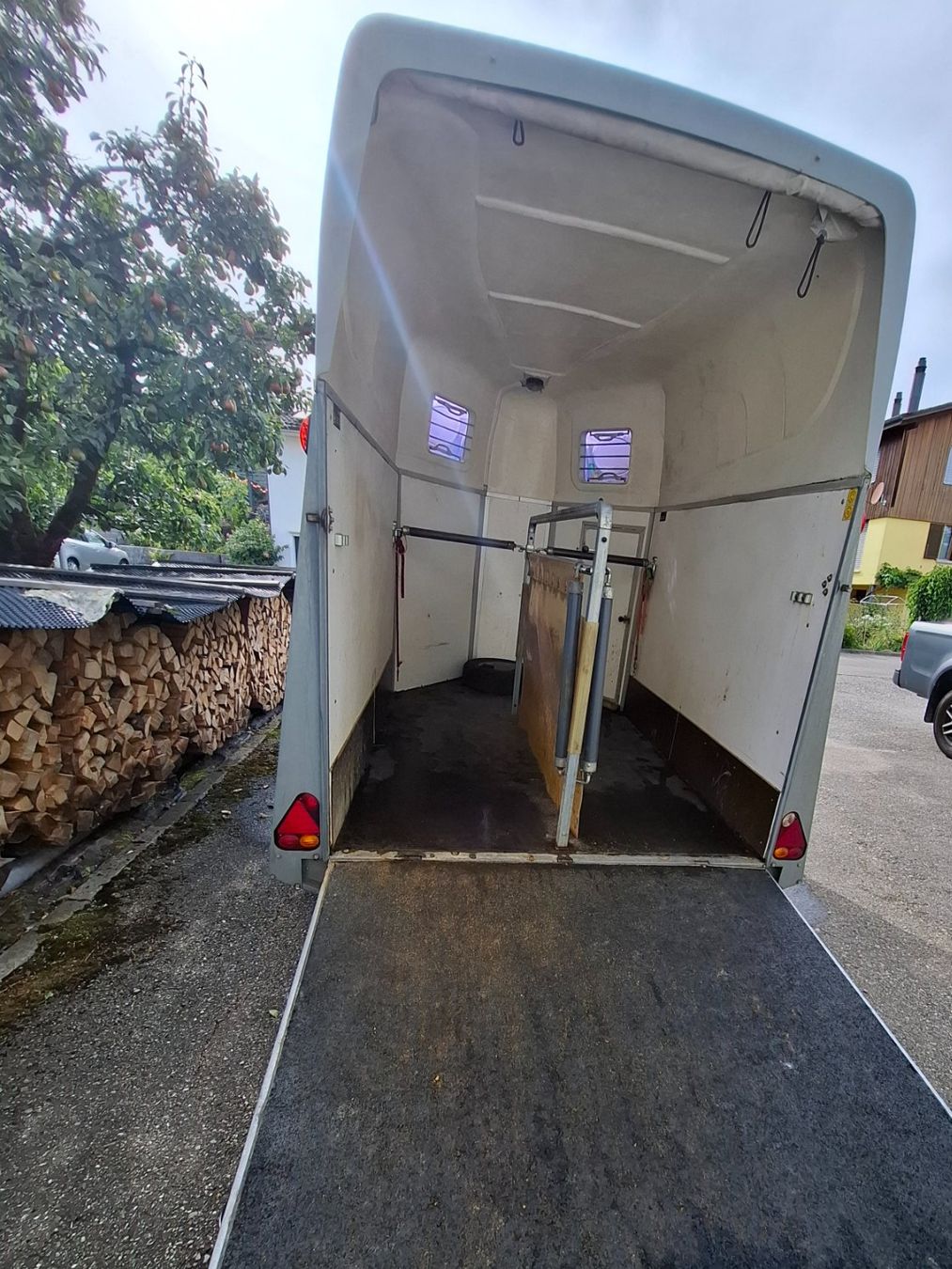 Humbaur Anhänger: Humbaur 2er Pferdetransporter – Gebraucht aus Schöftland von flowerpower86 2