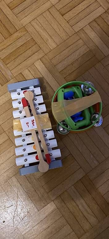 Giocattoli: Musik Set Xylophon Trommel – Usato da Emmen venduto da Aribini