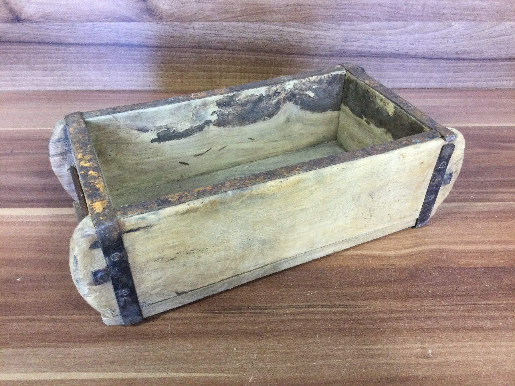 Outils anciens: Gebrauchtes Holz Model für Back oder Ziegelsteine – D'occasion à Wangen SZ par kuriosum12